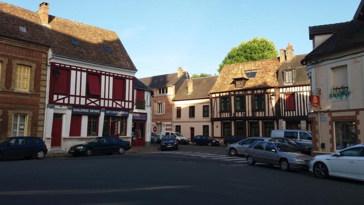 Le Charme Du Chateau Leilighet Les Andelys Eksteriør bilde